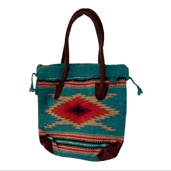 NWT Santa Fe Tote - Picture 2 of 5